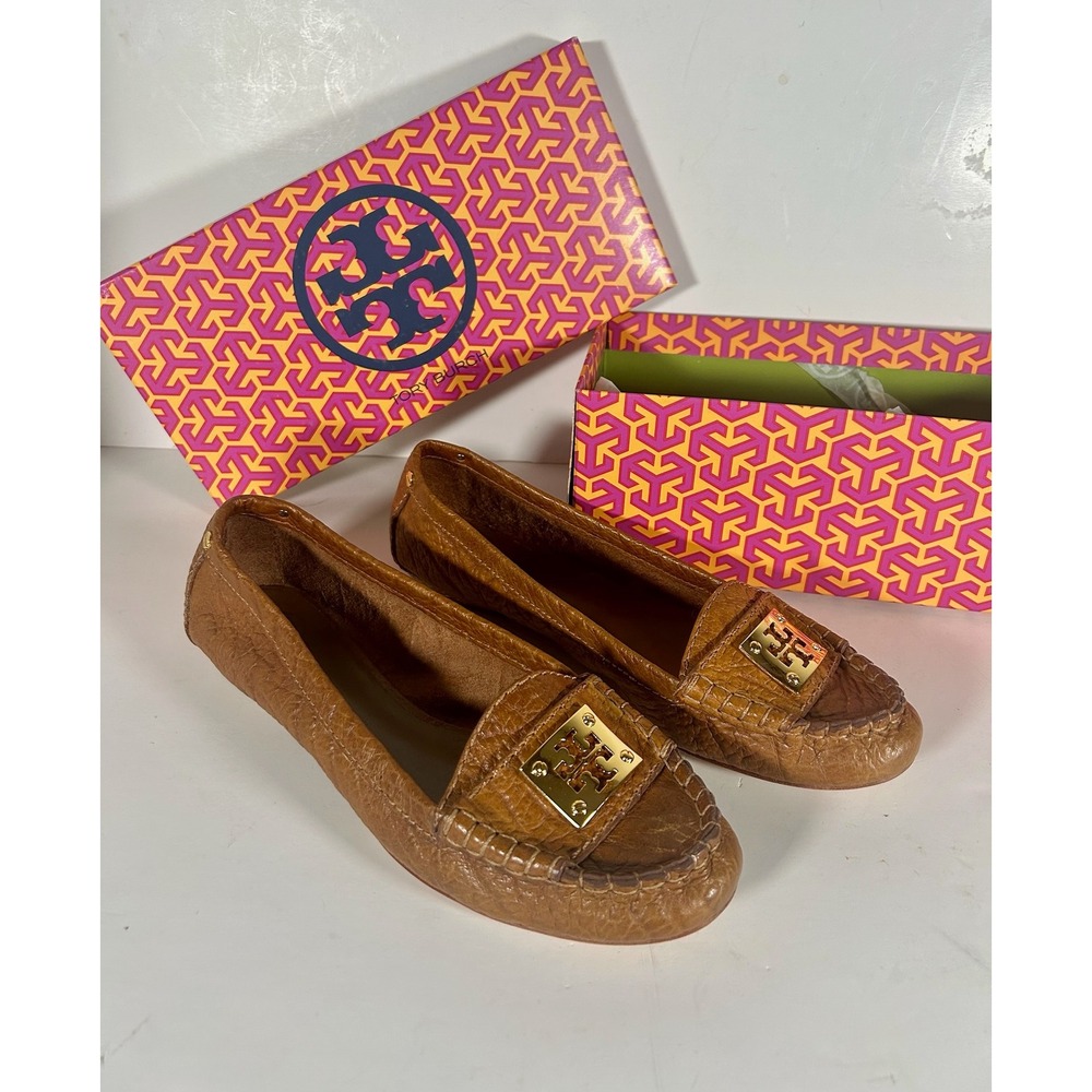 Tory Burch Driving Loafers Luggage Brown Leather Gold Logo Moccasins Sz 10 NIB